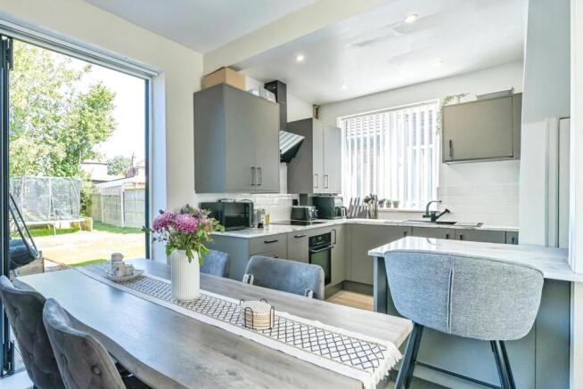 Dining Kitchen