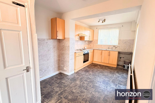 3 bed Terraced for sale Image 5