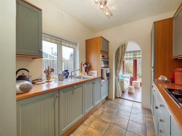Kitchen Flash.jpg