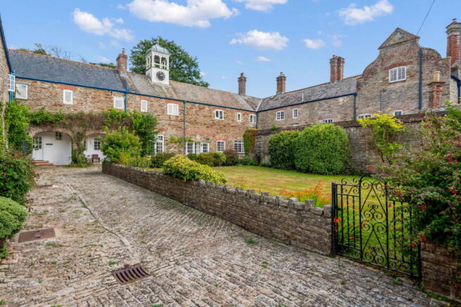 Membland, NEWTON FERRERS, South Devon photo 2