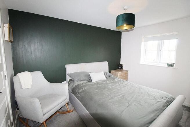 3 bed Semi-Detached for sale Image 9