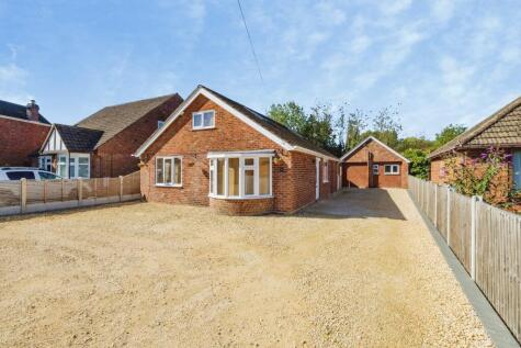 Station Road, North Hykeham, LN6