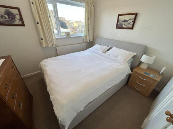 3 bed Detached Bungalow for sale Image 12