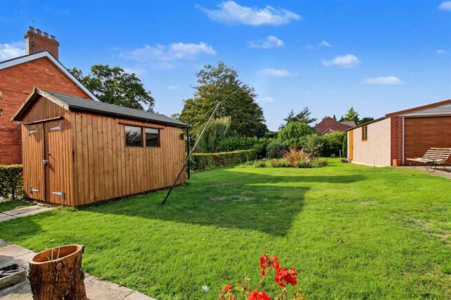 Caistor Road, Market Rasen photo 3