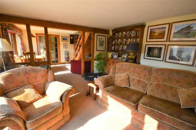 LIVING ROOM DINING ROOM
