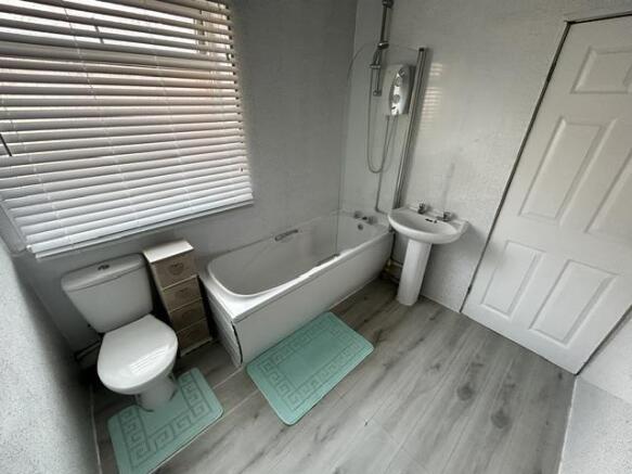 4 bed Terraced for sale Image 10