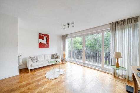 Broom Close, Teddington, TW11