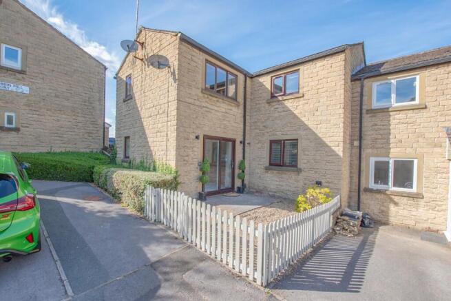 2 bed Apartment for sale Image 8