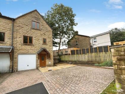 Foxglove Close, Burnley, BB11