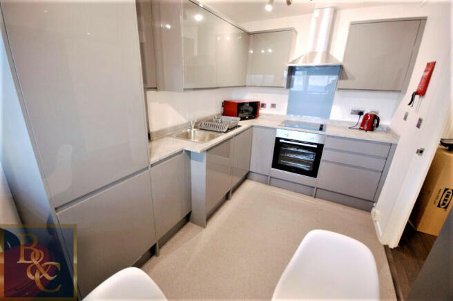 Photo 3