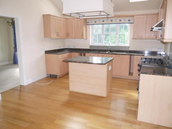 Kitchen/Breakfast Rm