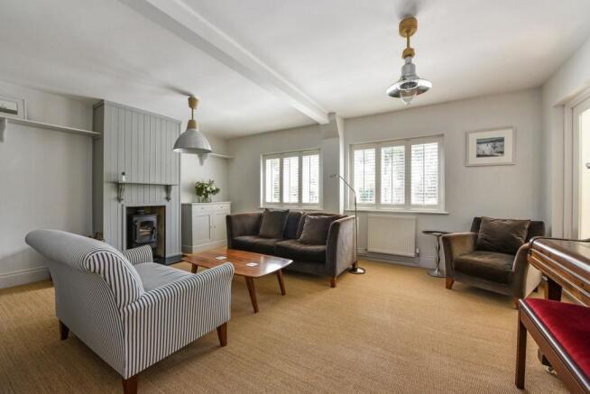 4 - Sitting Room.jpg