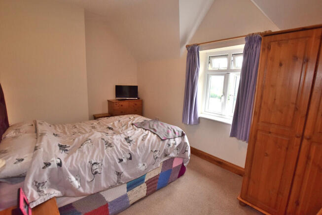 2 bed Cottage for sale Image 7