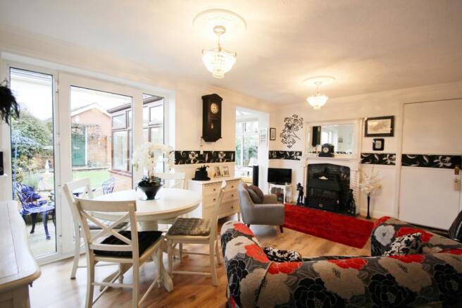 Lounge/Diner