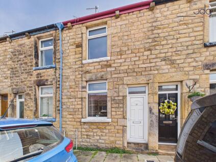 Elgin Street | A well-kept Moorlands terrace with clean modern finishes, close to the city centre.