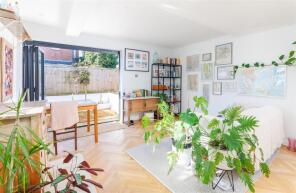 2, Consort Road, Cowes PO31 7SQ
