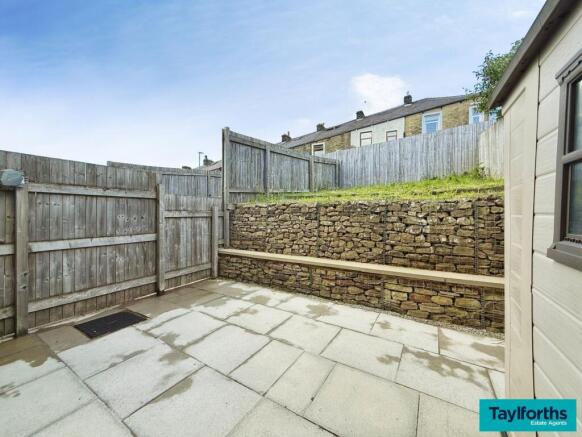 2 bed Terraced for sale Image 12