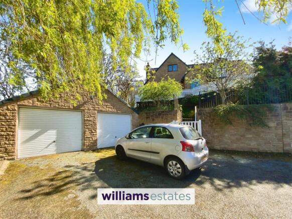 Double Driveway & Parking