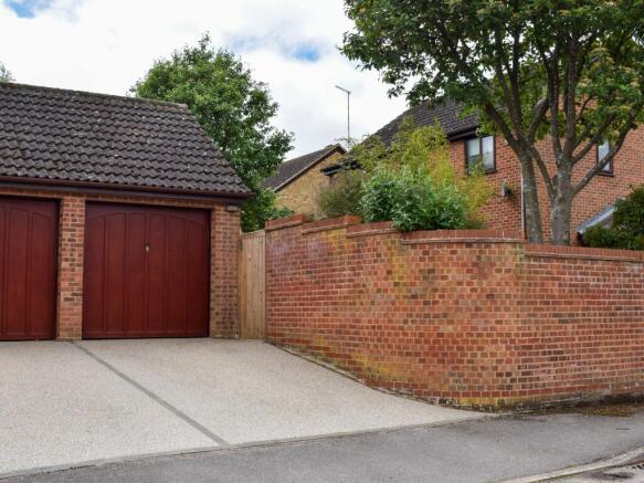 Garage & Driveway