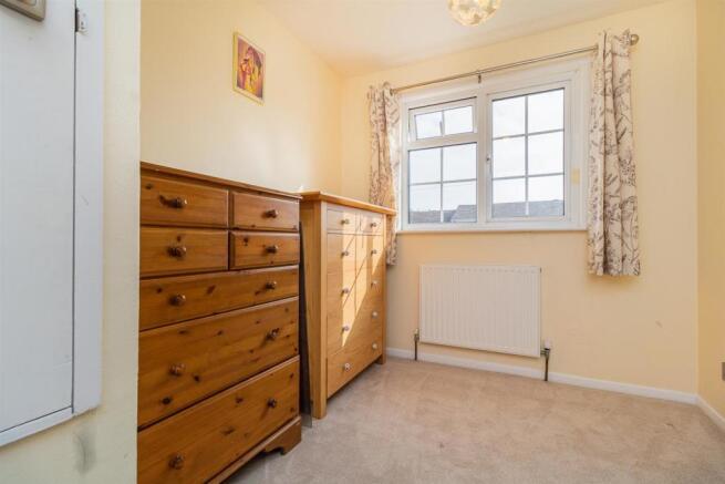 16 The Oval-The-Oval-Guildford-semi-detached-house
