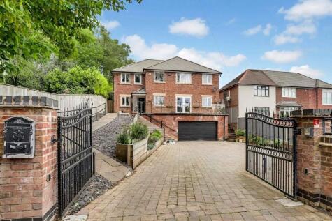 Main Road, Ravenshead, NG15