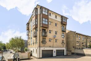 3, Malcolm Sargent House, Evelyn Road, Silvertown, London E16 1UU