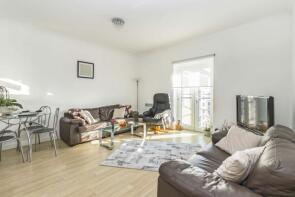 Flat 48, 451 Solomons Court, High Road, North Finchley, London N12 0AW