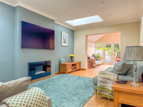 Grasmere Crescent - Image-36.jpg