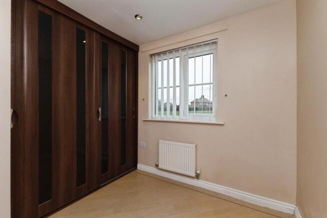 2 bed Ground Flat for sale Image 10