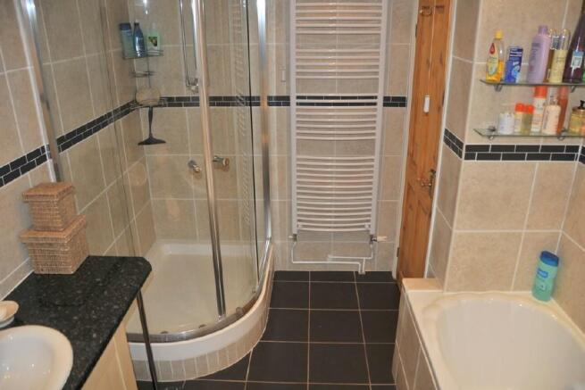 Bath/Shower Room