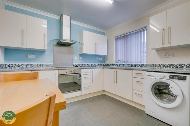 Kitchen Breakfast Room 2.jpg