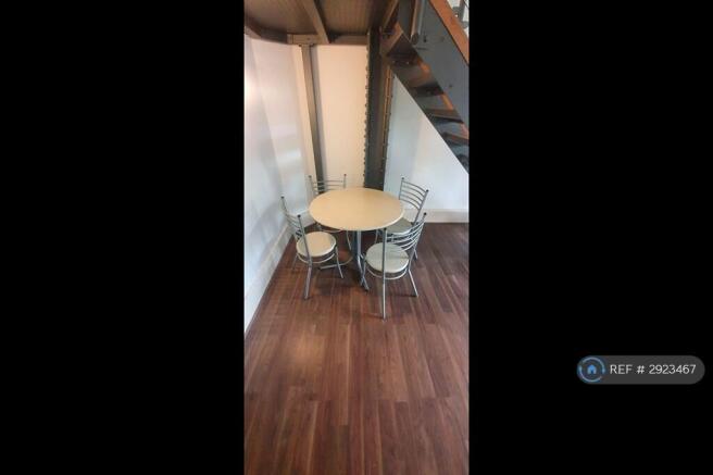 1 bed Flat to rent Image 5