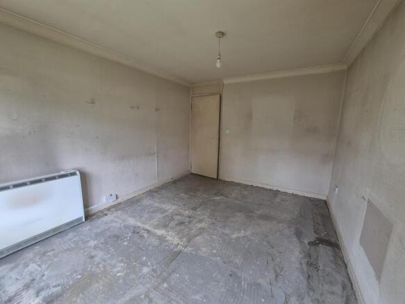 1 bed Flat for sale Image 6