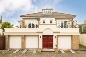 7, Redwood Mews, London SW4 0LJ