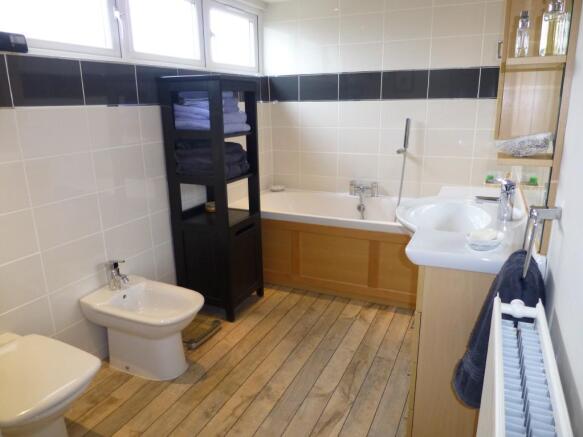 Ensuite