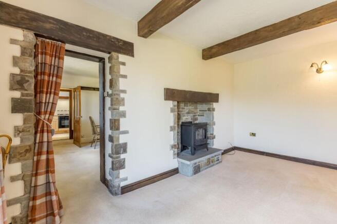 3 bed Semi-Detached for sale Image 7