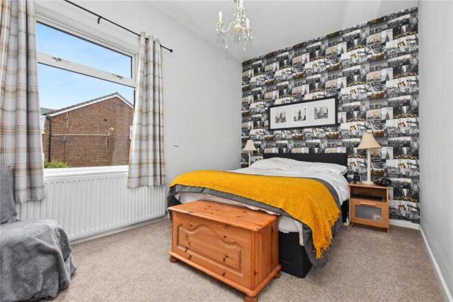 3 bed Terraced for sale Image 5