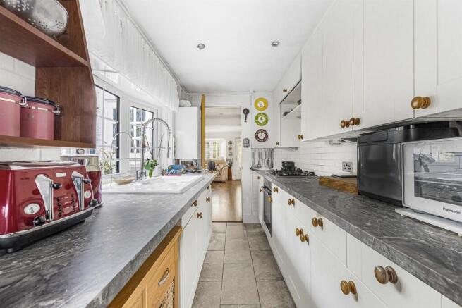 Fitted Kitchen