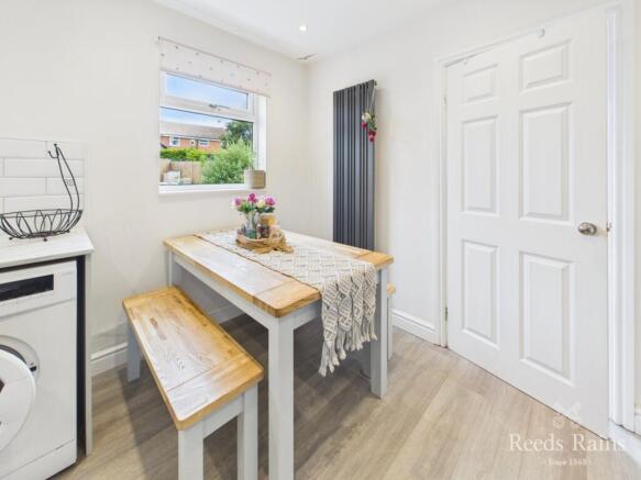 3 bed Semi-Detached for sale Image 5