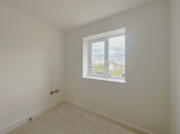3 bed Semi-Detached for sale Image 11