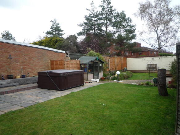 Photo 11