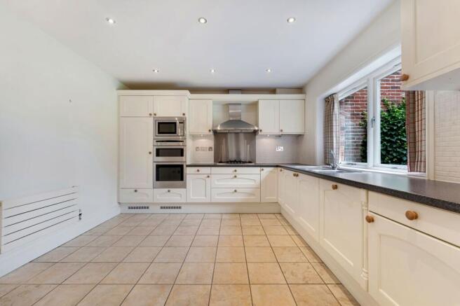 Wilmslow Road, Mottram St. Andrew, SK10 photo 4