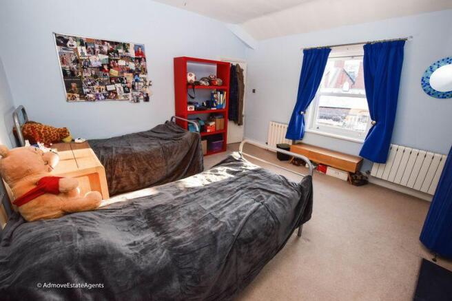 2 Brook Road