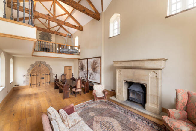 4 bed Detached for sale Image 11