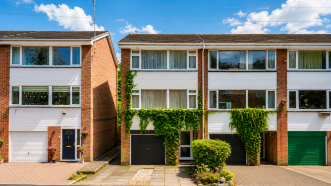 Three Bed Town House - Tytherington