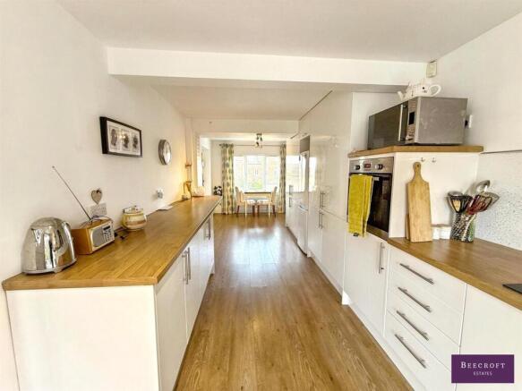 3 bed Detached for sale Image 11