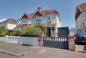 52, Loxwood Avenue, Gaisford, Worthing BN14 7RA