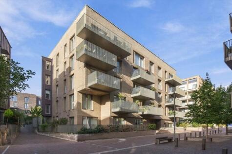 Durham Wharf Drive, London