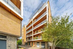 1, 4 Mill Court, Essex Wharf, London E5 9RZ
