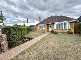 8, Hazeley Close, Hartley Wintney, Hook RG27 8QR